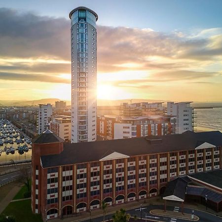 Delta Hotels By Marriott Swansea Exterior foto